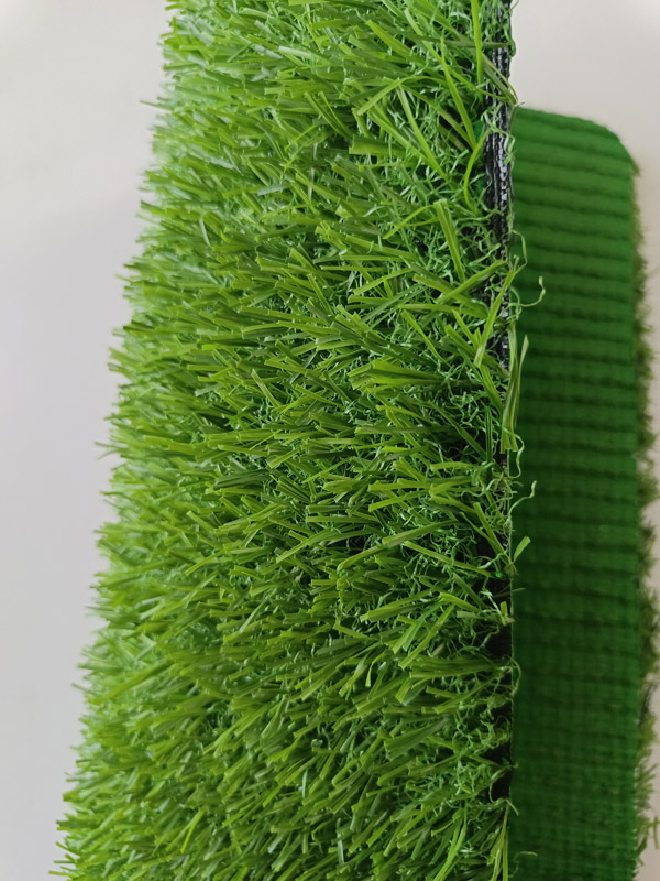 фабрика поставляет индивидуальные садовые искусственные газоны из искусственной травы для ландшафтного дизайна